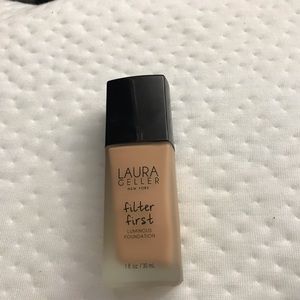 Laura Geller filter first luminous foundation